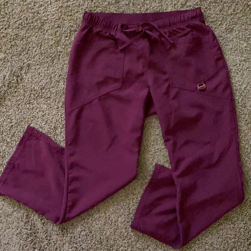 Careisma PM scrub pants
